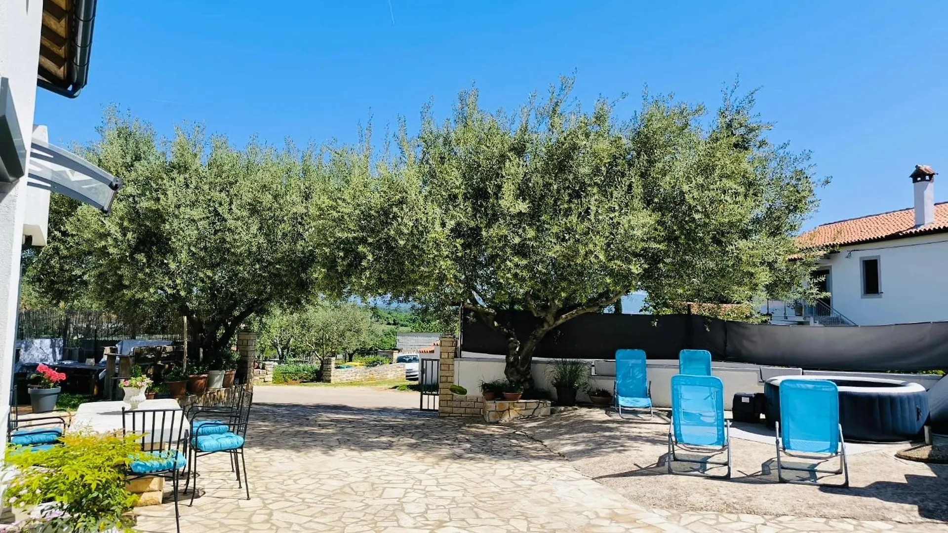 Villa Lando Peruški
